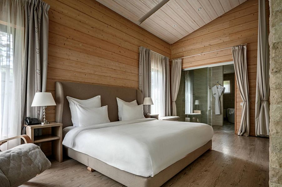 hotel-card