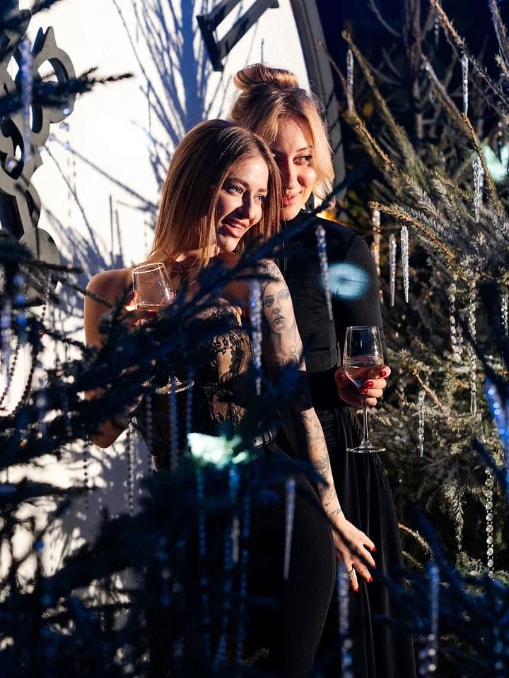Новогодний гастрономический гид: праздничные программы ресторанов «Охта Парка» До самой долгожданной ночи… — фото 4 из 7